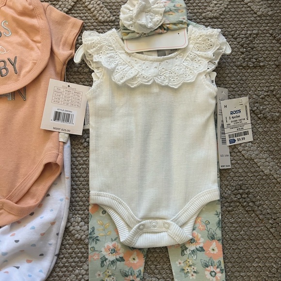 Baby girl clothes. NWT. 3-6m - Picture 5 of 5